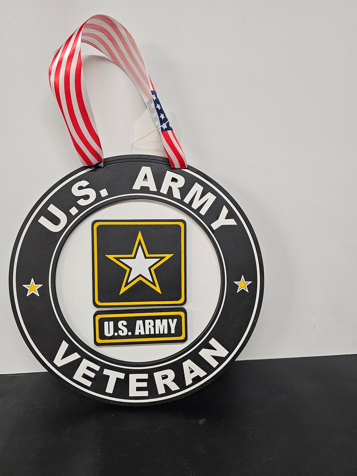 Army Veteran round 10 hanging sign